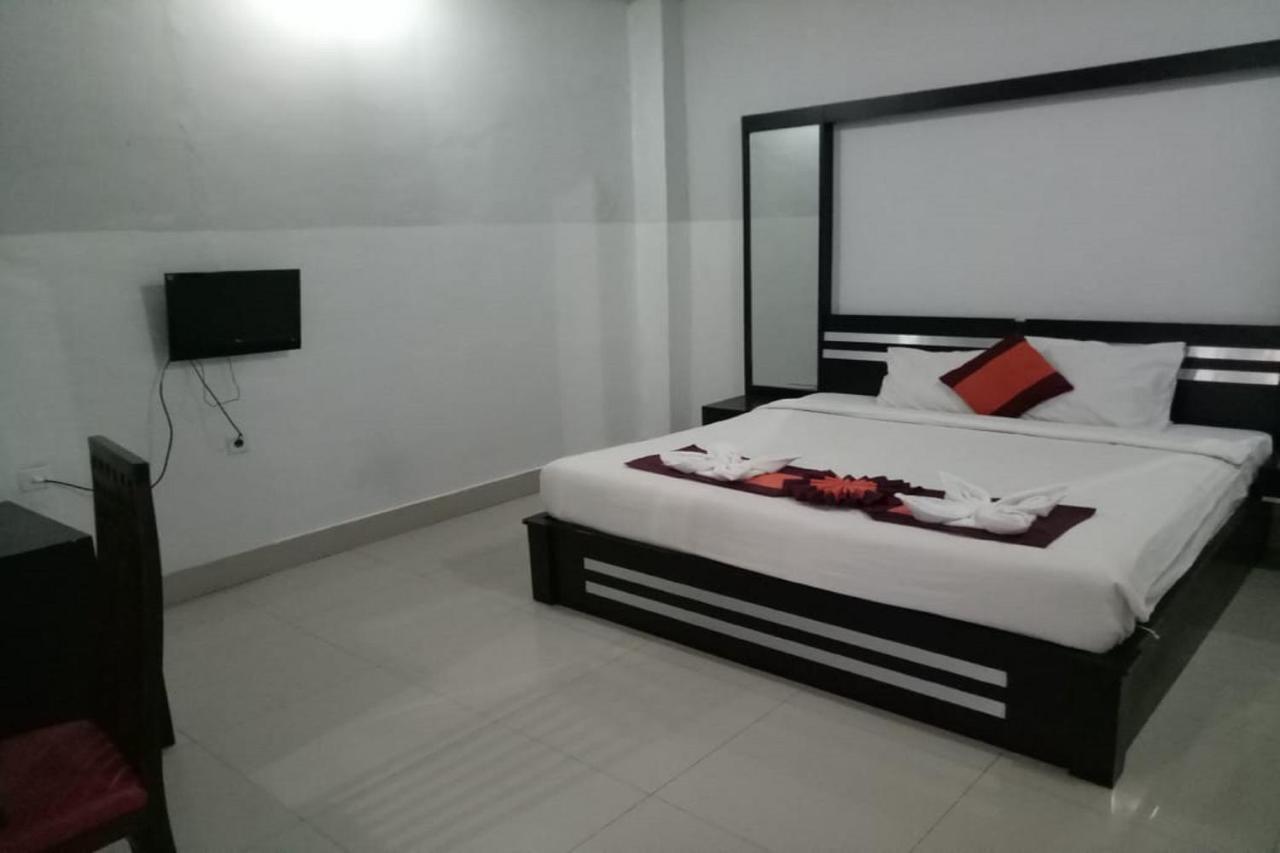 Capital O 2533 Shita Bali Hotel Jimbaran  Exterior photo